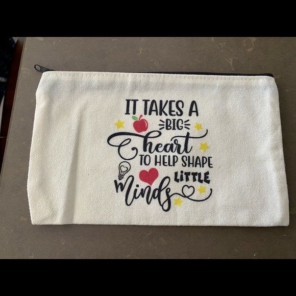 2 “Teachers” small Totes🍎🍎 - Picture 6 of 8